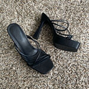 Black Chunky Open Toe Charlotte Russe Heels